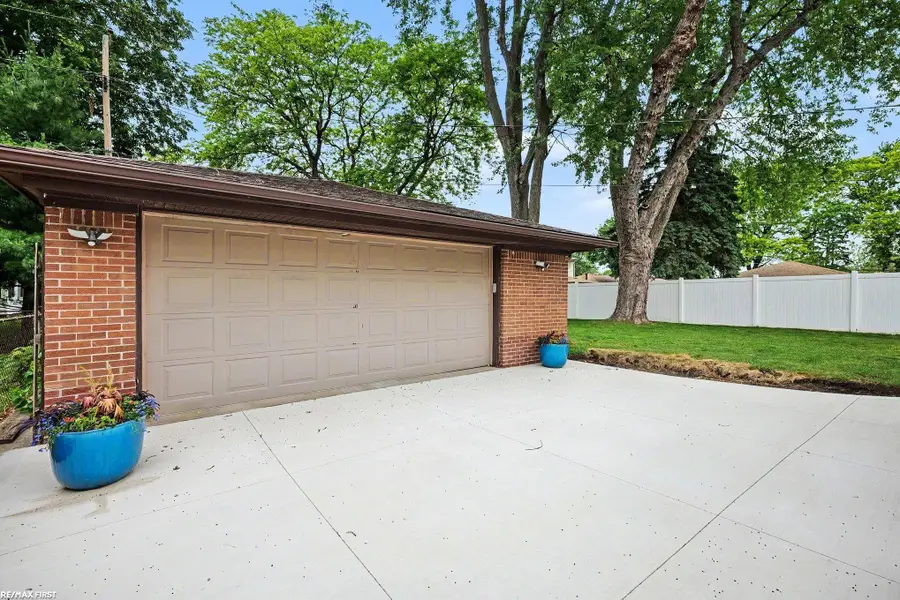 29819 Bonnie, Warren, MI 48093 - #3