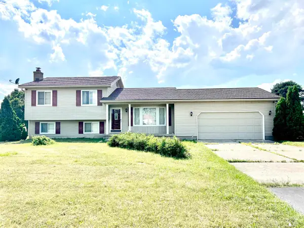 1434 S Vernon, Corunna, MI 48817