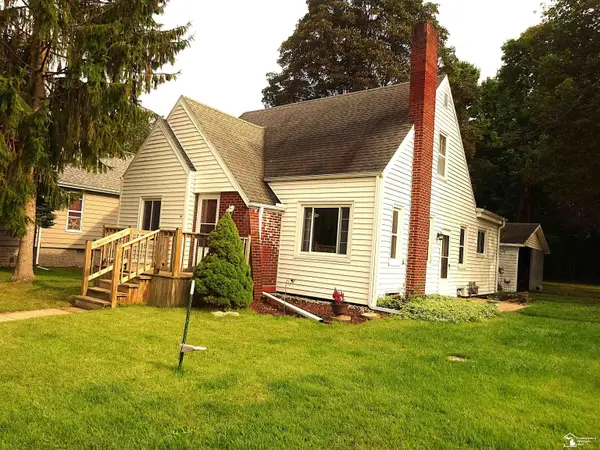 96 Westwood, Hillsdale, MI 49242