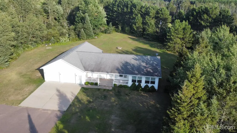 58858 Traprock Valley, Calumet, MI 49913 - #2