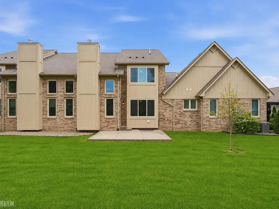 14967 Stoney Brook #2, Shelby, MI 48315 - #2