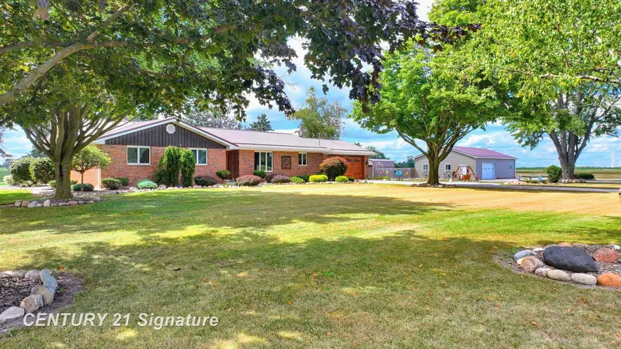 10463 N Woodbridge, Wheeler, MI 48662 - #3
