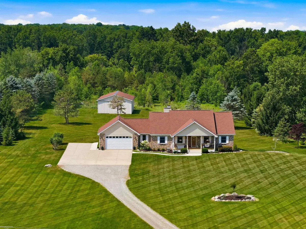 3156 Howland, Almont, MI 48003 - #1