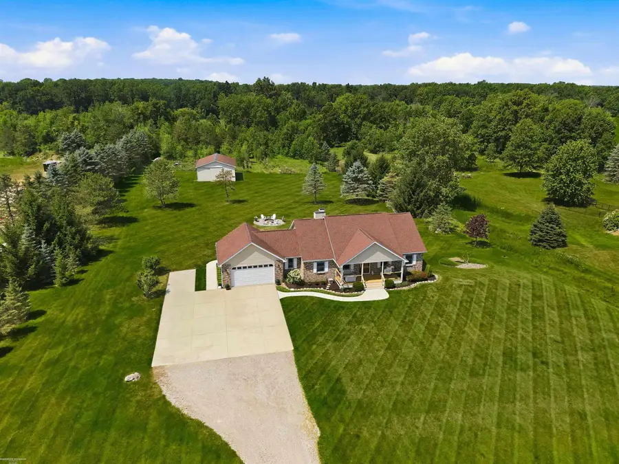 3156 Howland, Almont, MI 48003 - #2