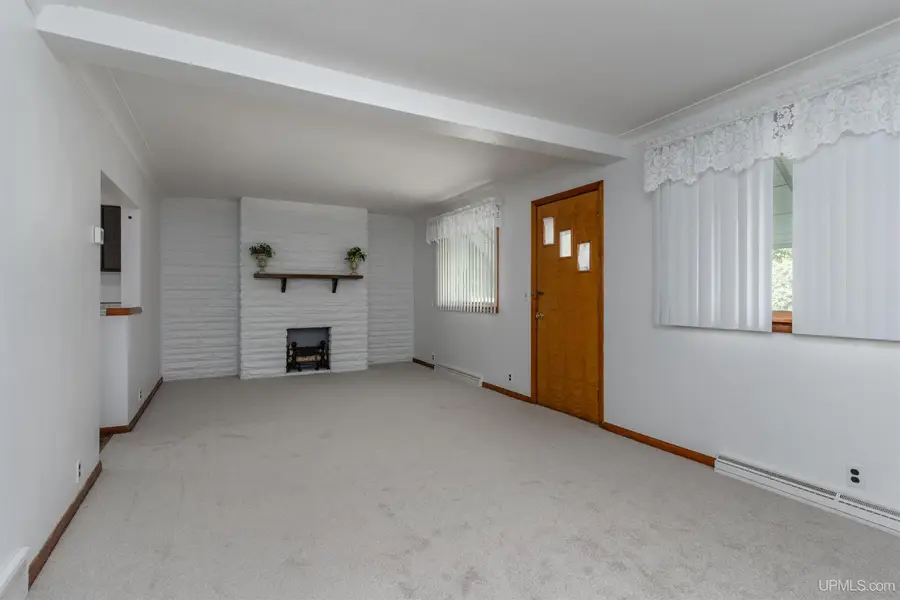 135 Hanmer, Iron River, MI 49935 - #2