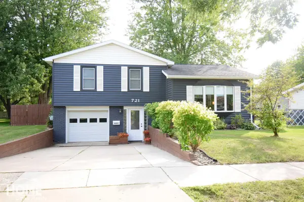 721 Huntington, Owosso, MI 48867
