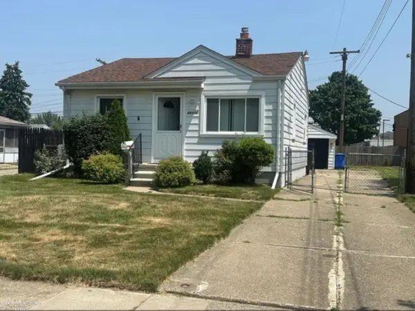25106 Rosenbusch, Warren, MI 48089