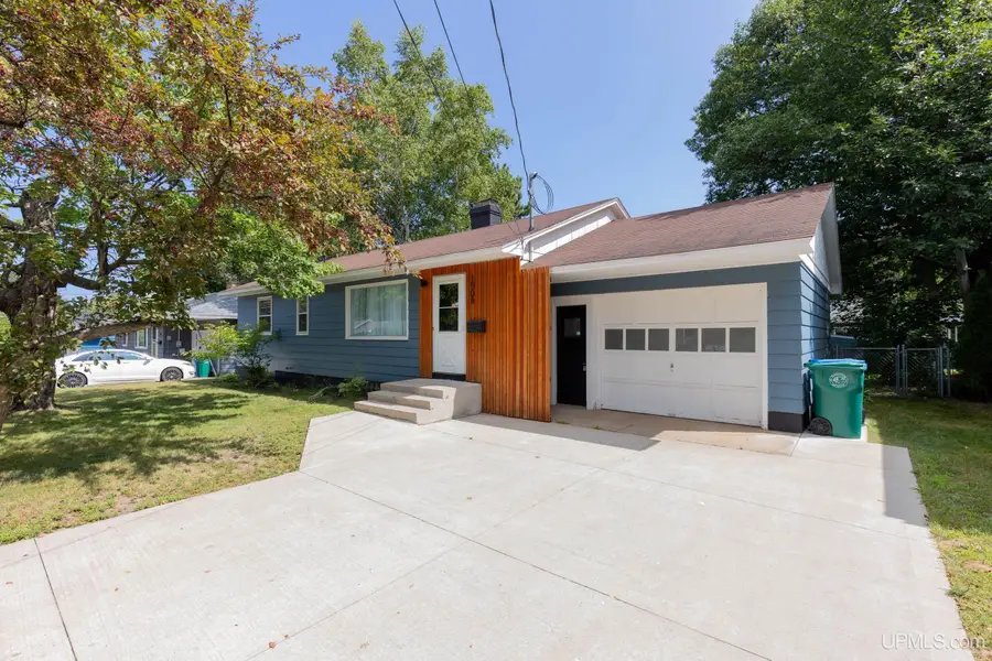 1508 Lincoln, Marquette, MI 49855 - #2