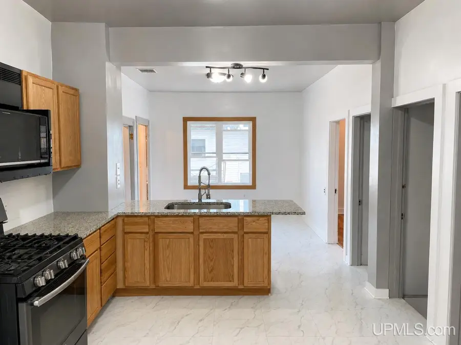 1105 Minnesota, Hancock, MI 49930 - #3