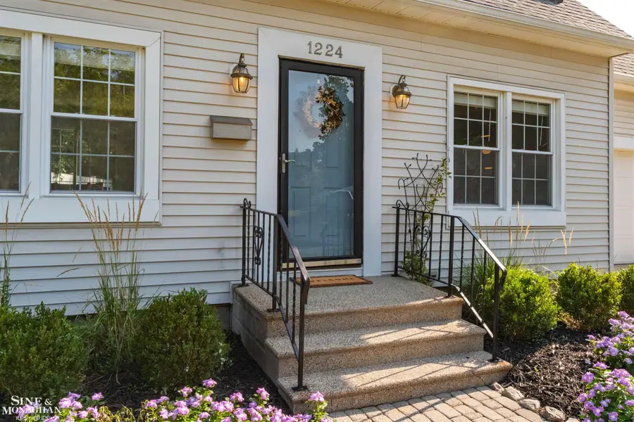 1224 Mayfield, Royal Oak, MI 48067 - #2