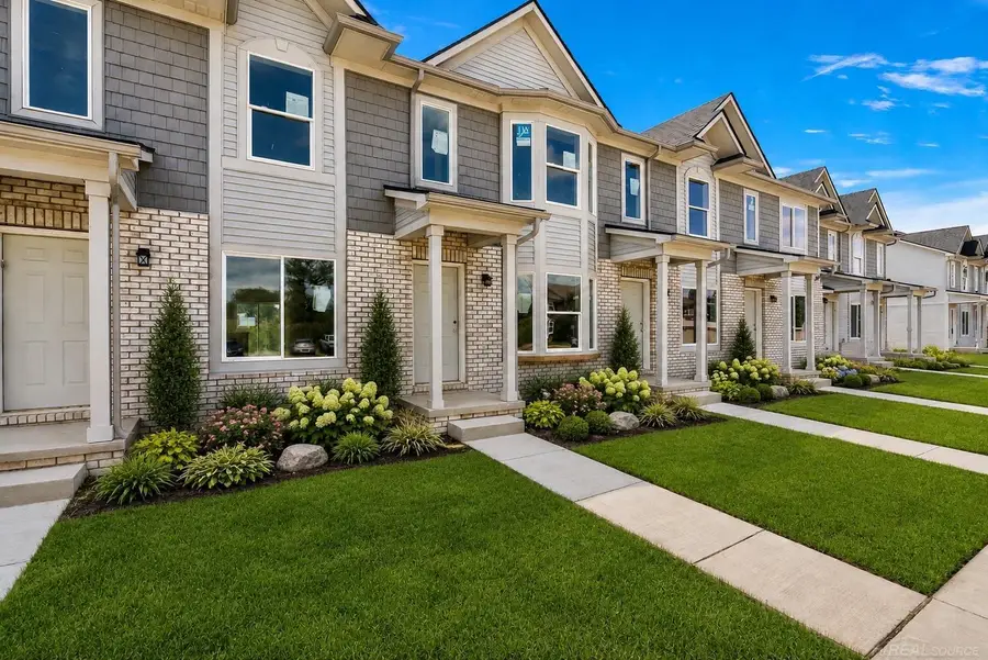 35300 Brittany #Unit 120 Building 14, New Baltimore, MI 48047 - #3