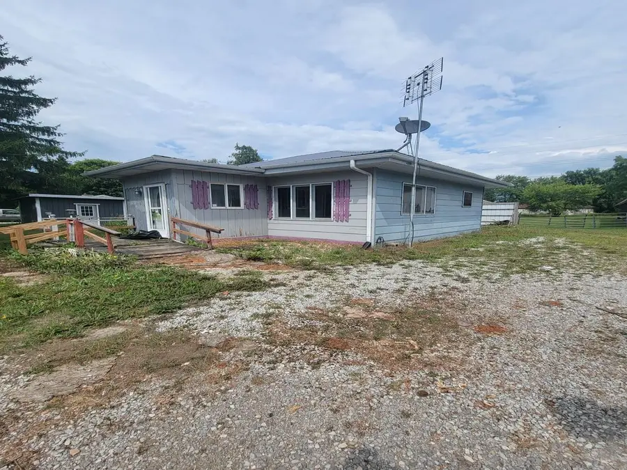 5180 Center Street, Fairgrove, MI 48733 - #3