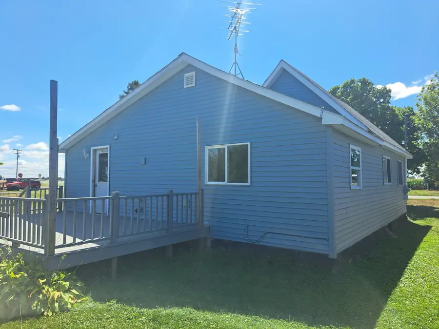5576 W Kent, Saint Louis, MI 48880 - #2