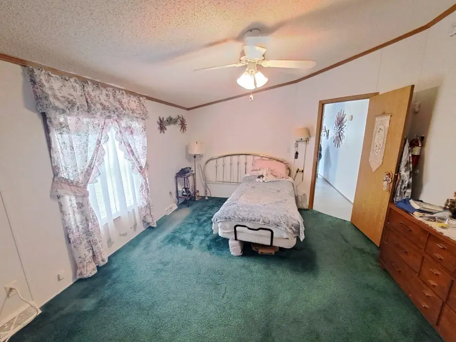 2143 E Ludington, Clare, MI 48617 - #2