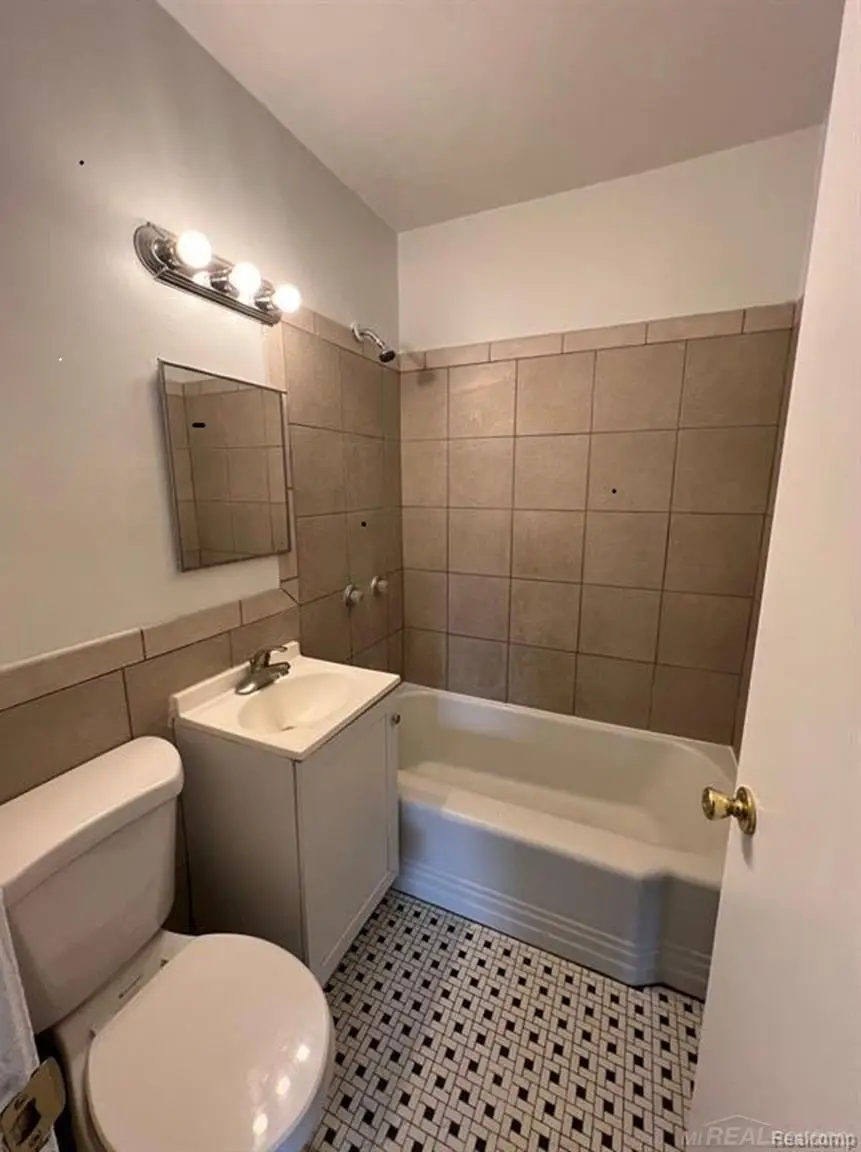 6737 Prospect, Warren, MI 48091 - #2