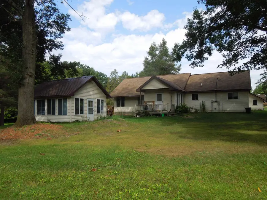 520 Birchwood, Gladwin, MI 48624 - #2