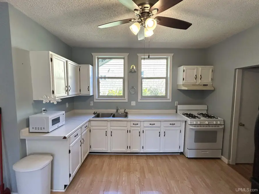 202 Scallon, Hancock, MI 49930 - #3
