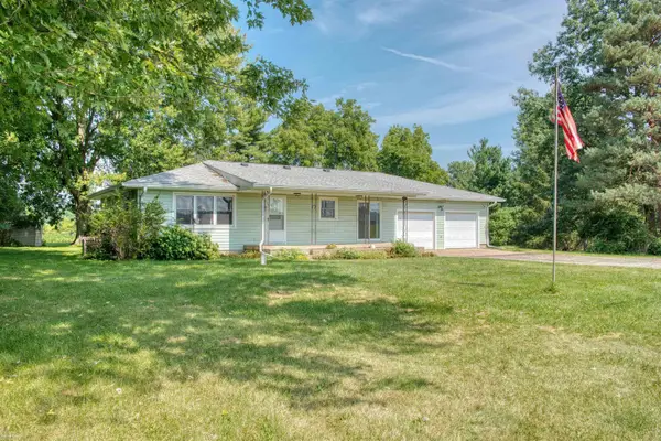 2470 Lyons, Owosso, MI 48867