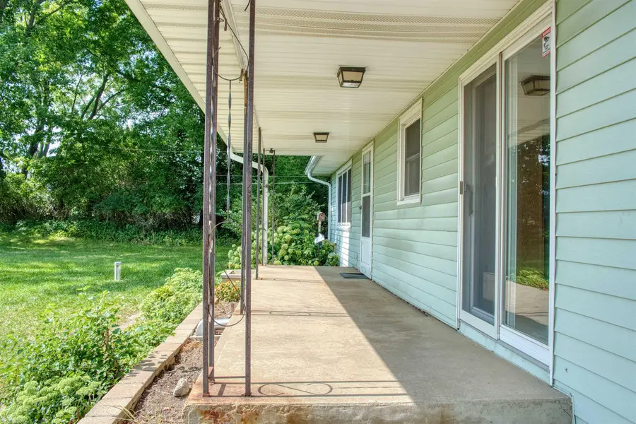 2470 Lyons, Owosso, MI 48867 - #2