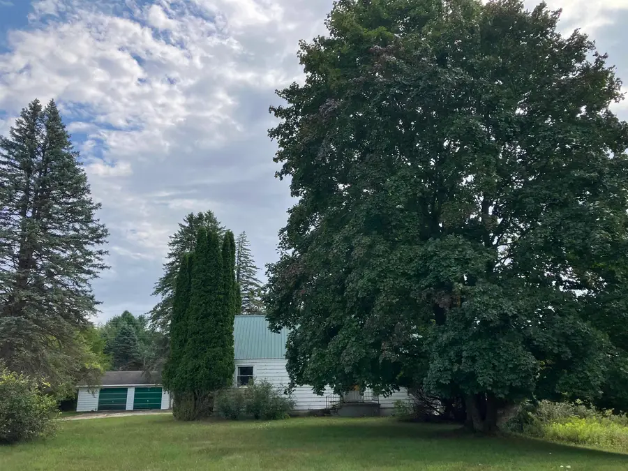 863 S M18, Gladwin, MI 48624 - #3