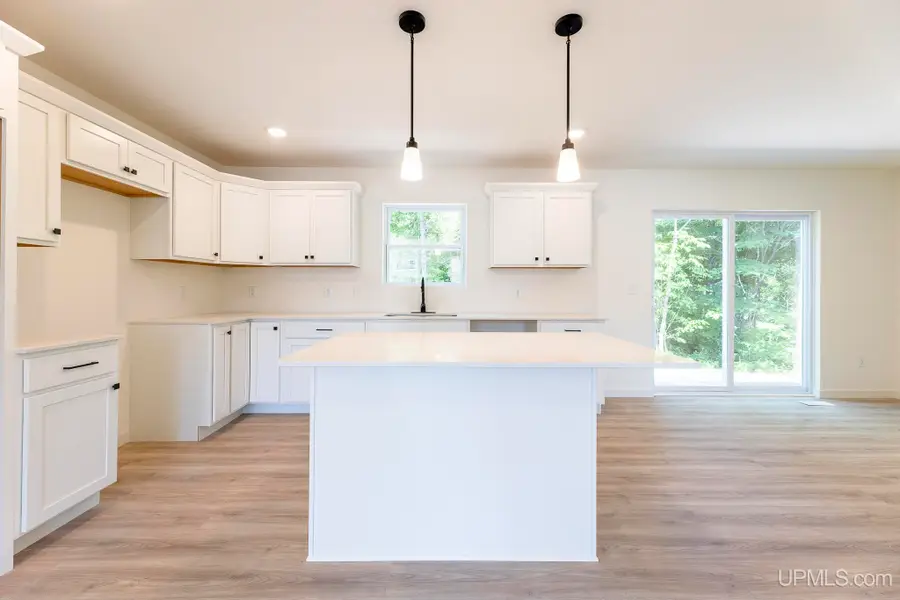627 Oak Lawn, Hancock, MI 49930 - #3