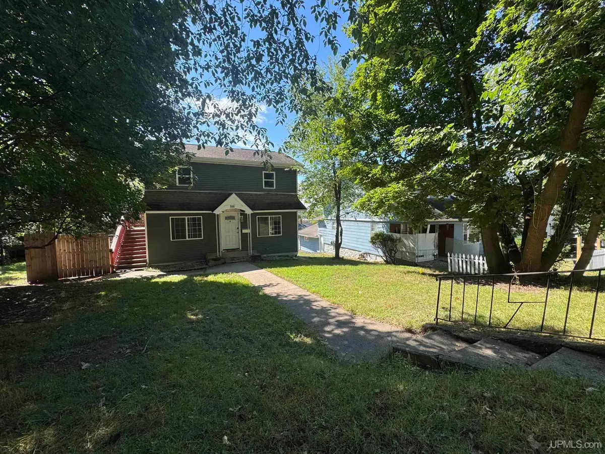 709 E H, Iron Mountain, MI 49801 - #1