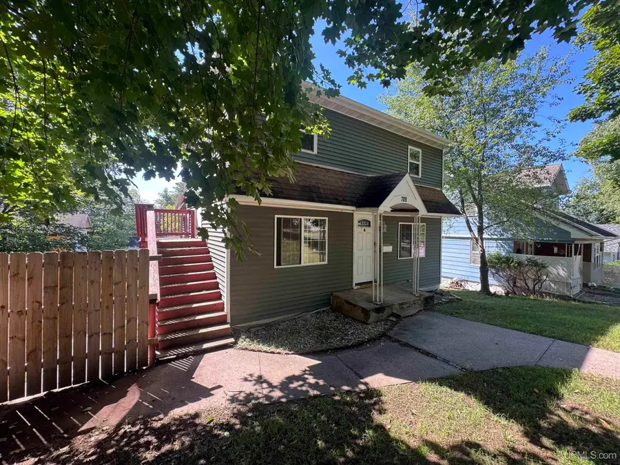 709 E H, Iron Mountain, MI 49801 - #3