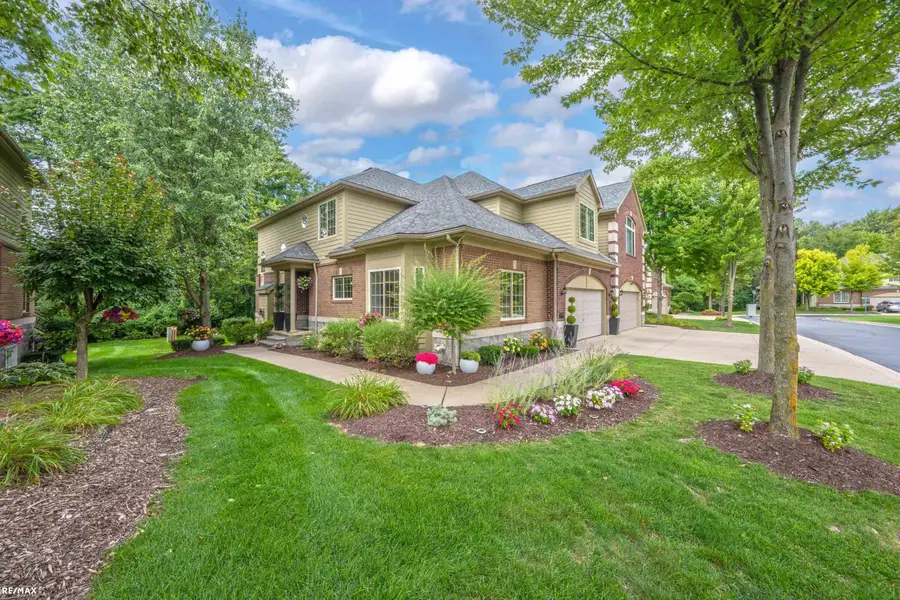 53183 Celtic #9, Shelby, MI 48315 - #3