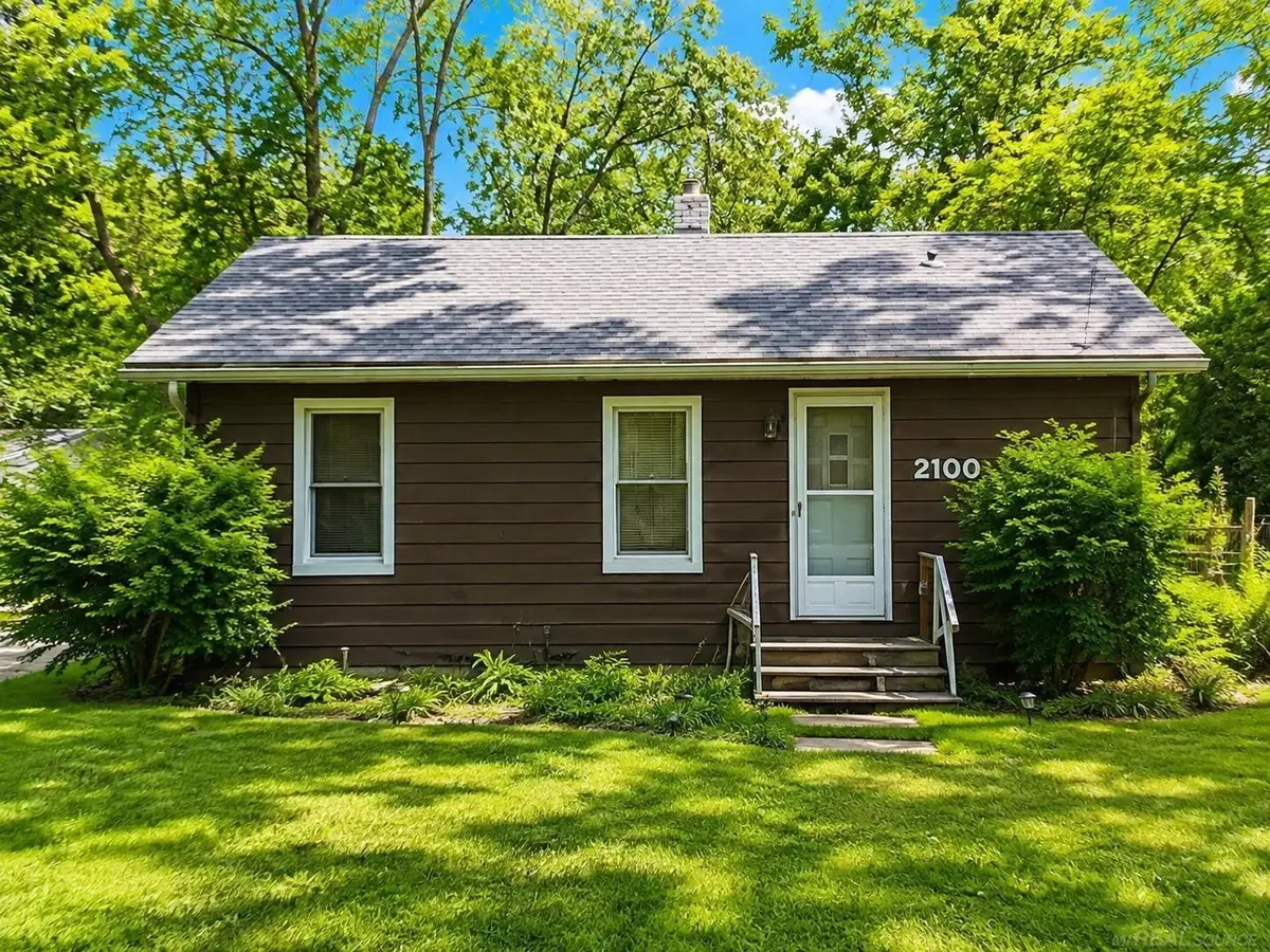 2100 Pompey, Waterford, MI 48327 - #1