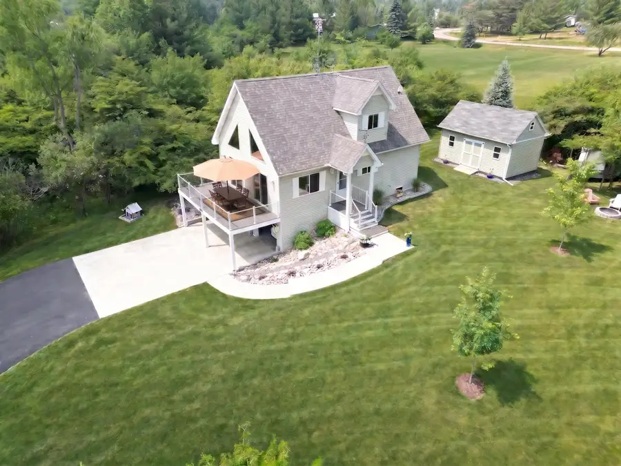 5228 Winchester, Gladwin, MI 48624 - #3