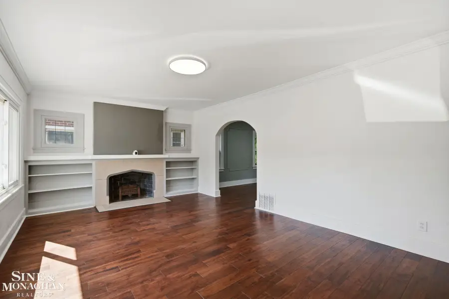 591 Chalmers, Detroit, MI 48215 - #2