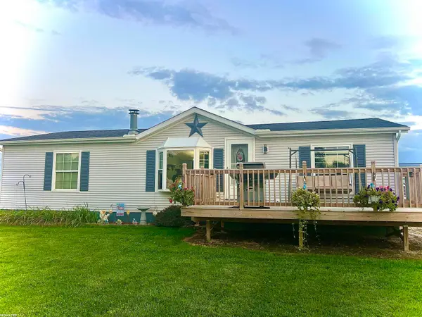 9551 Imlay City, Avoca, MI 48006