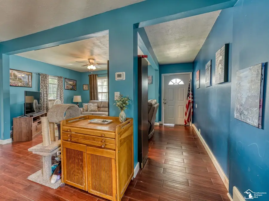 637 S Winter, Adrian, MI 49221 - #3