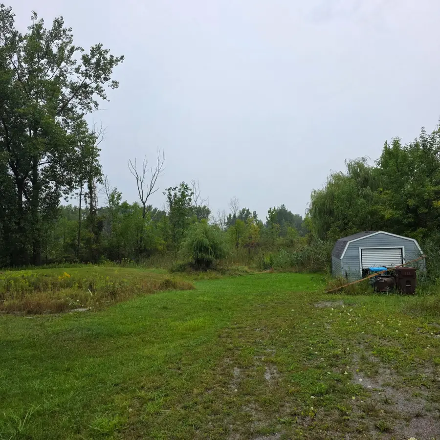 2963 E Pinconning Rd, Pinconning, MI 48650 - #2