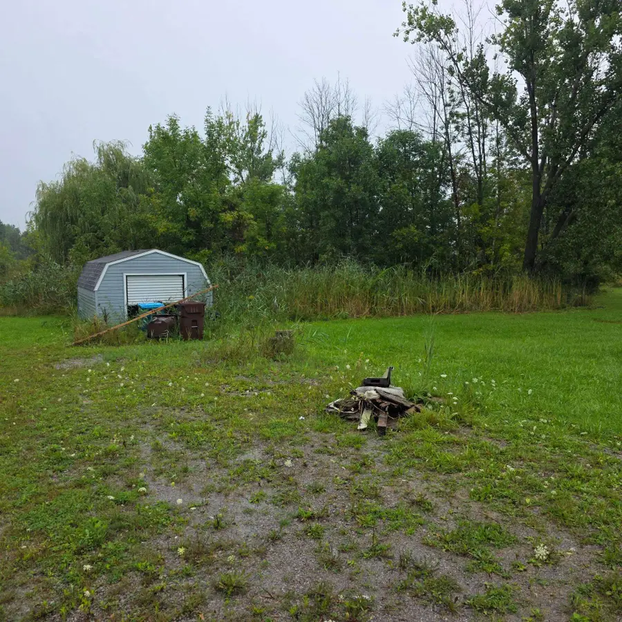 2963 E Pinconning Rd, Pinconning, MI 48650 - #3