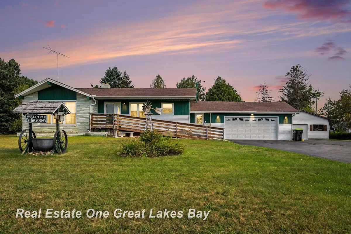 3822 Worth, Pinconning, MI 48650 - #1