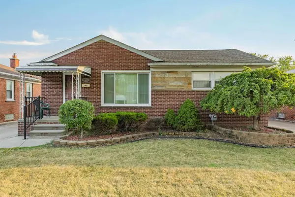19708 California, Saint Clair Shores, MI 48080