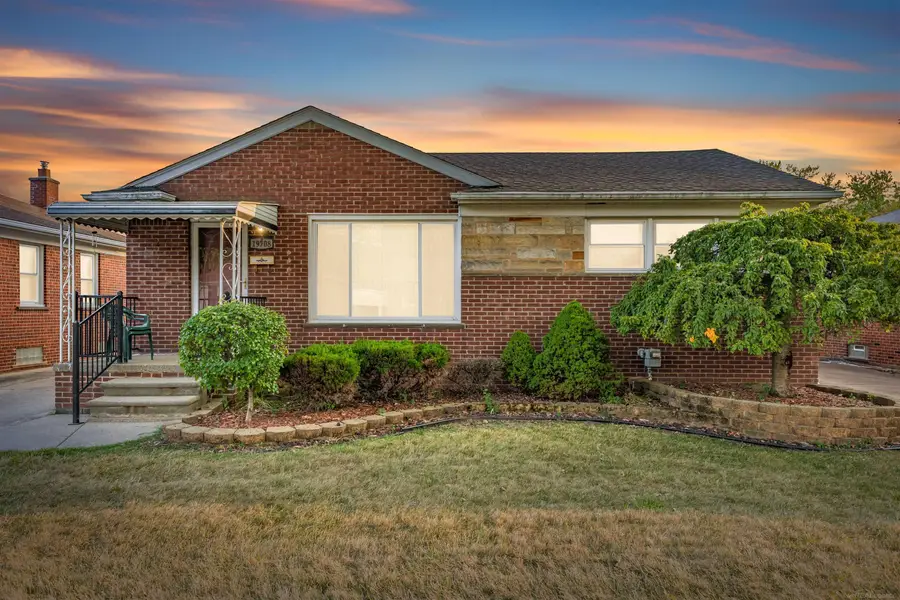 19708 California, Saint Clair Shores, MI 48080 - #2