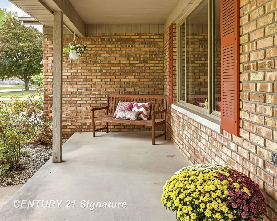 4331 Hilray, Saginaw, MI 48638 - #3