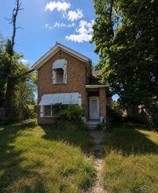 456 Broadway, Benton Harbor, MI 49022
