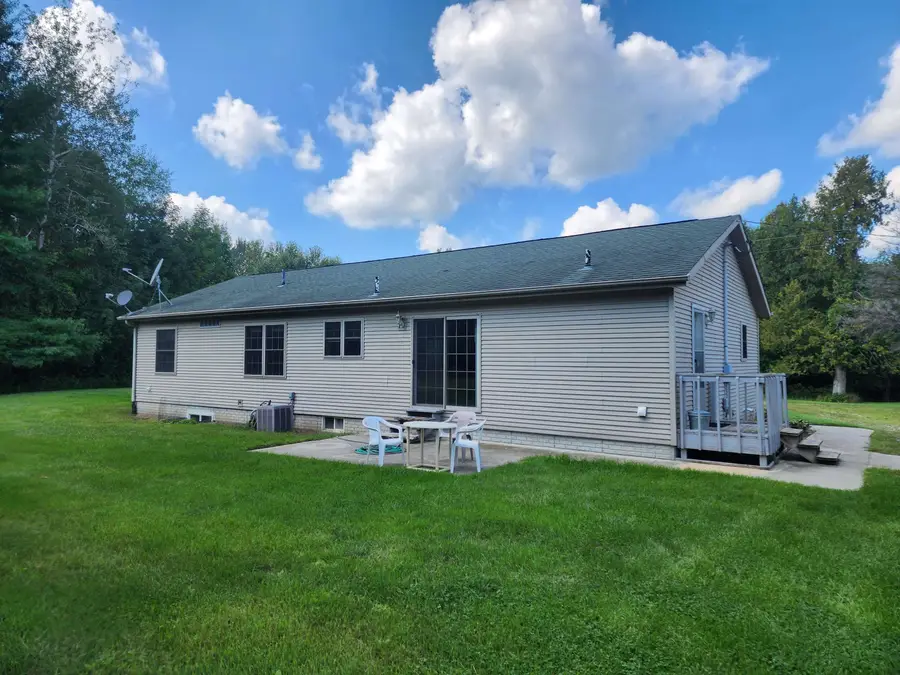 175 W M 61, Gladwin, MI 48624 - #3