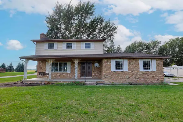 5188 S 7 Mile, Bay City, MI 48706