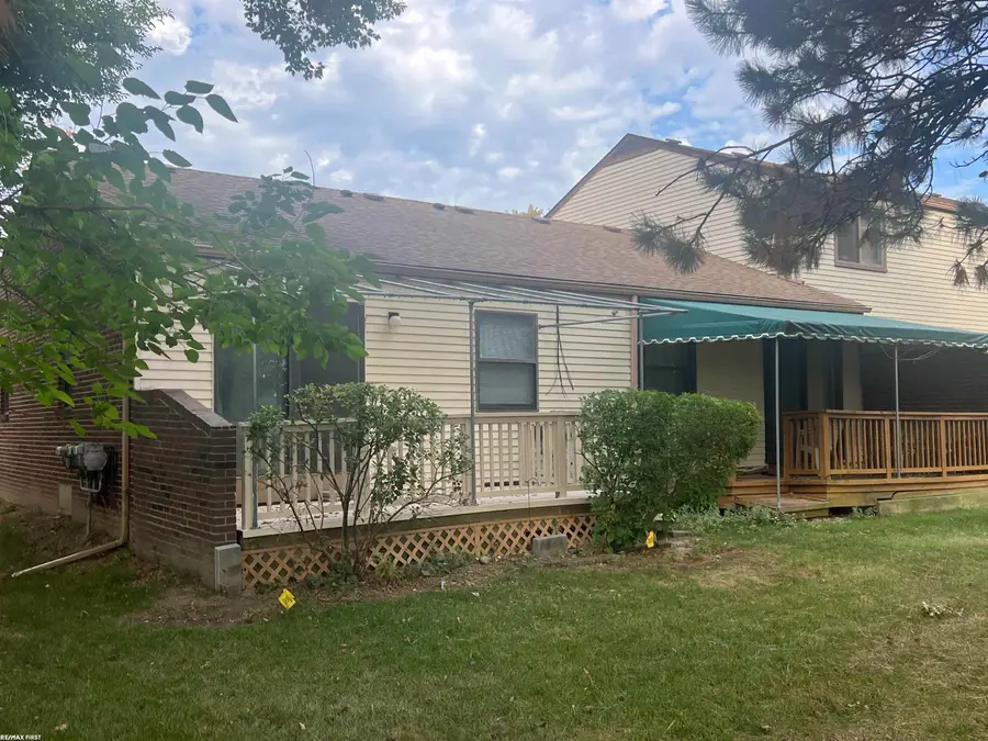 31600 Hoover, Warren, MI 48093 - #3