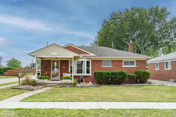 22928 Lincoln, Saint Clair Shores, MI 48082
