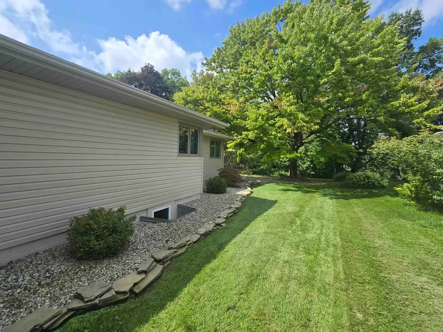 816 Campbell, Owosso, MI 48867 - #3