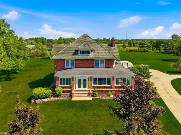 79900 North, Armada, MI 48005