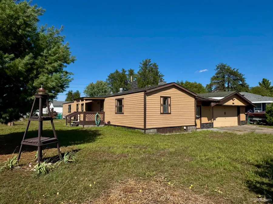 58 E Anthony, Gwinn, MI 49841 - #3
