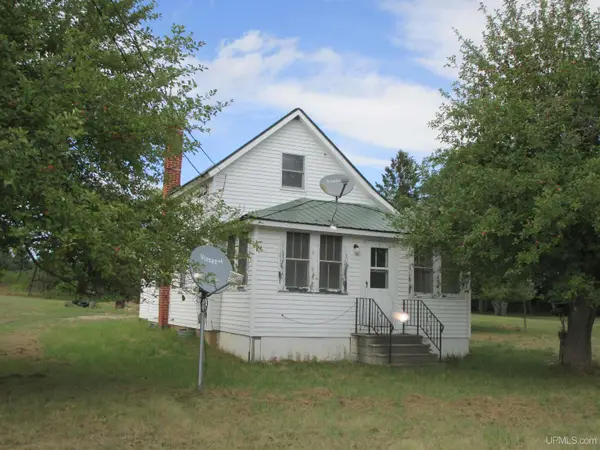 5766 W Co Rd 388, Hermansville, MI 49847