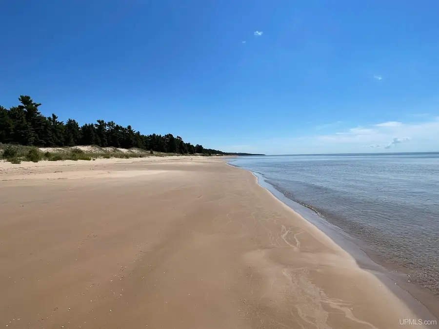 Parcel E 403' On Top O' Lake, Gulliver, MI 49840 - #3