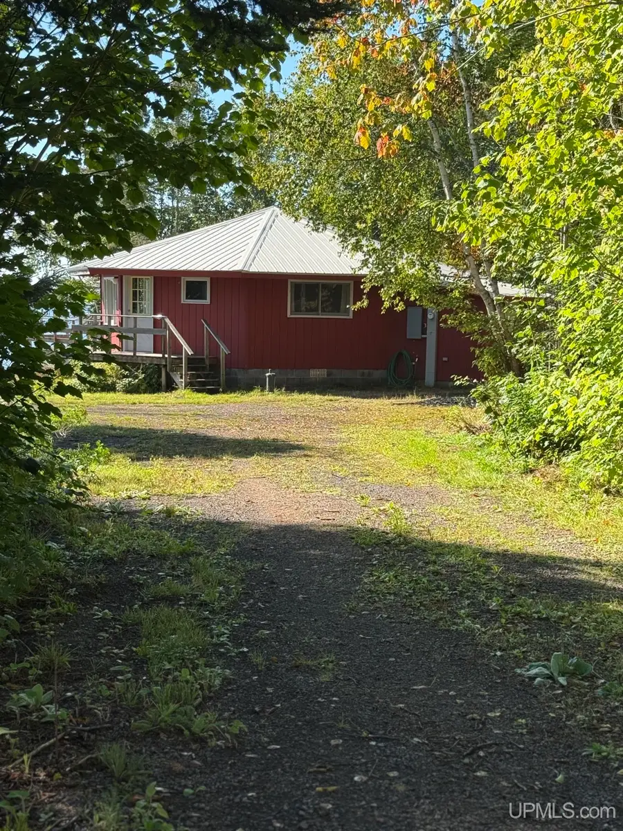 9049 Shoemaker, Lake Linden, MI 49945 - #2